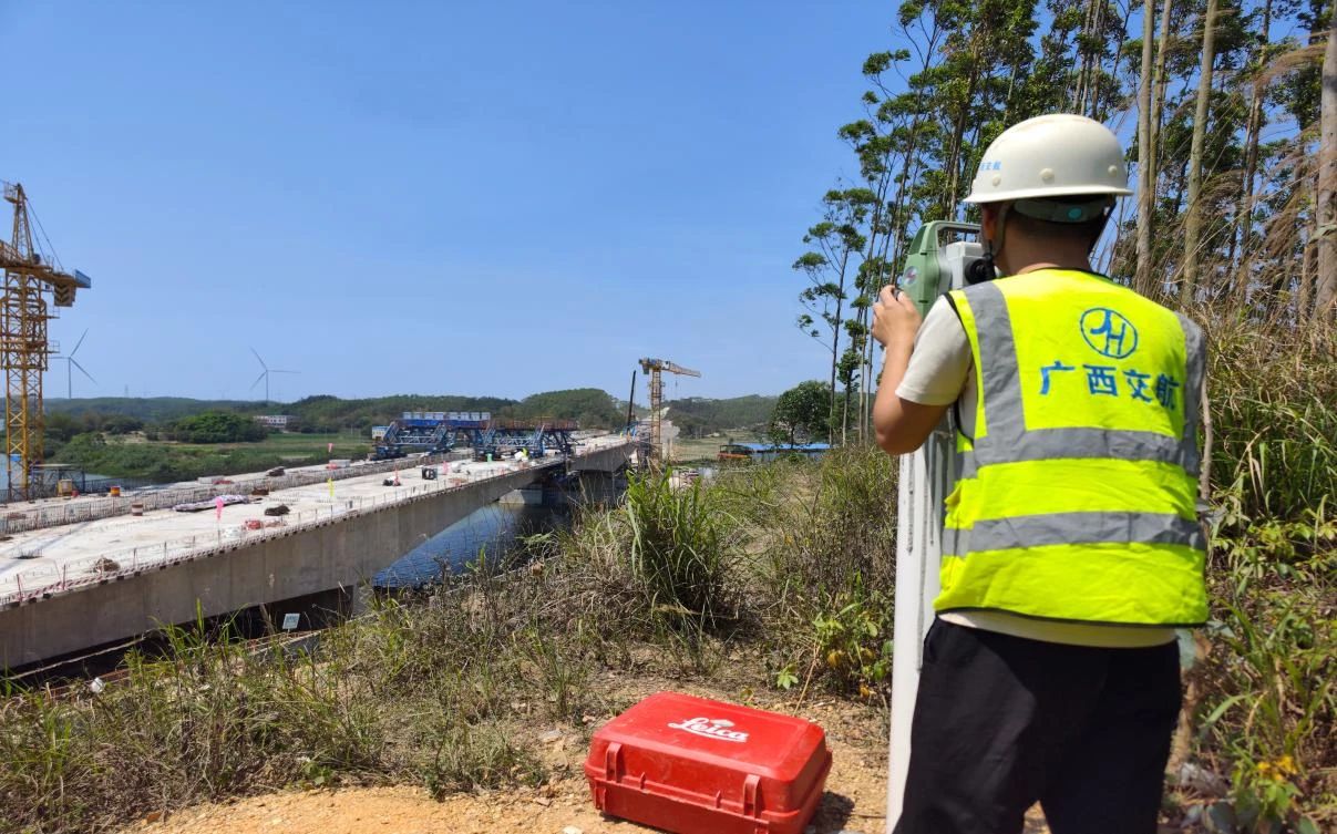 ead8da286410521ea273255afa9c2be2