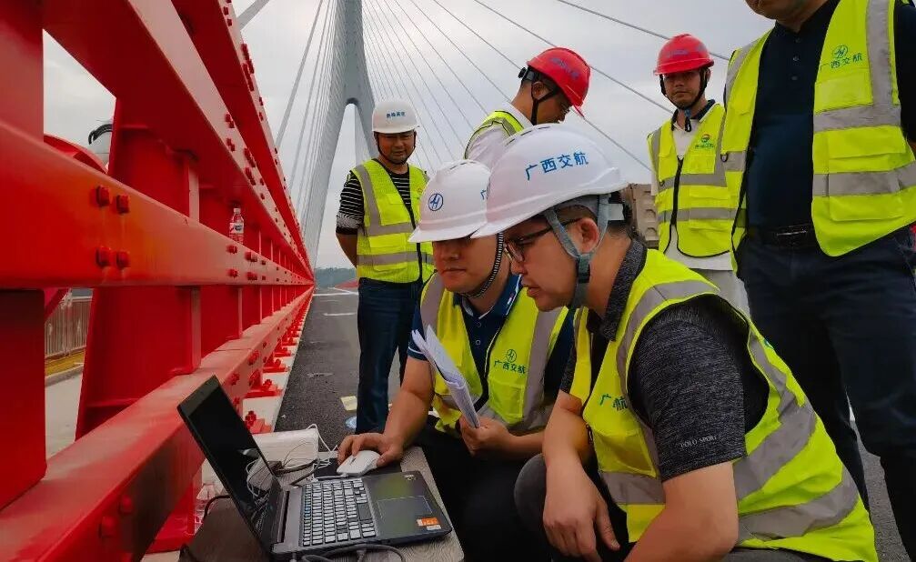 cff86a5d64546ac91cc162d60b30e2ed